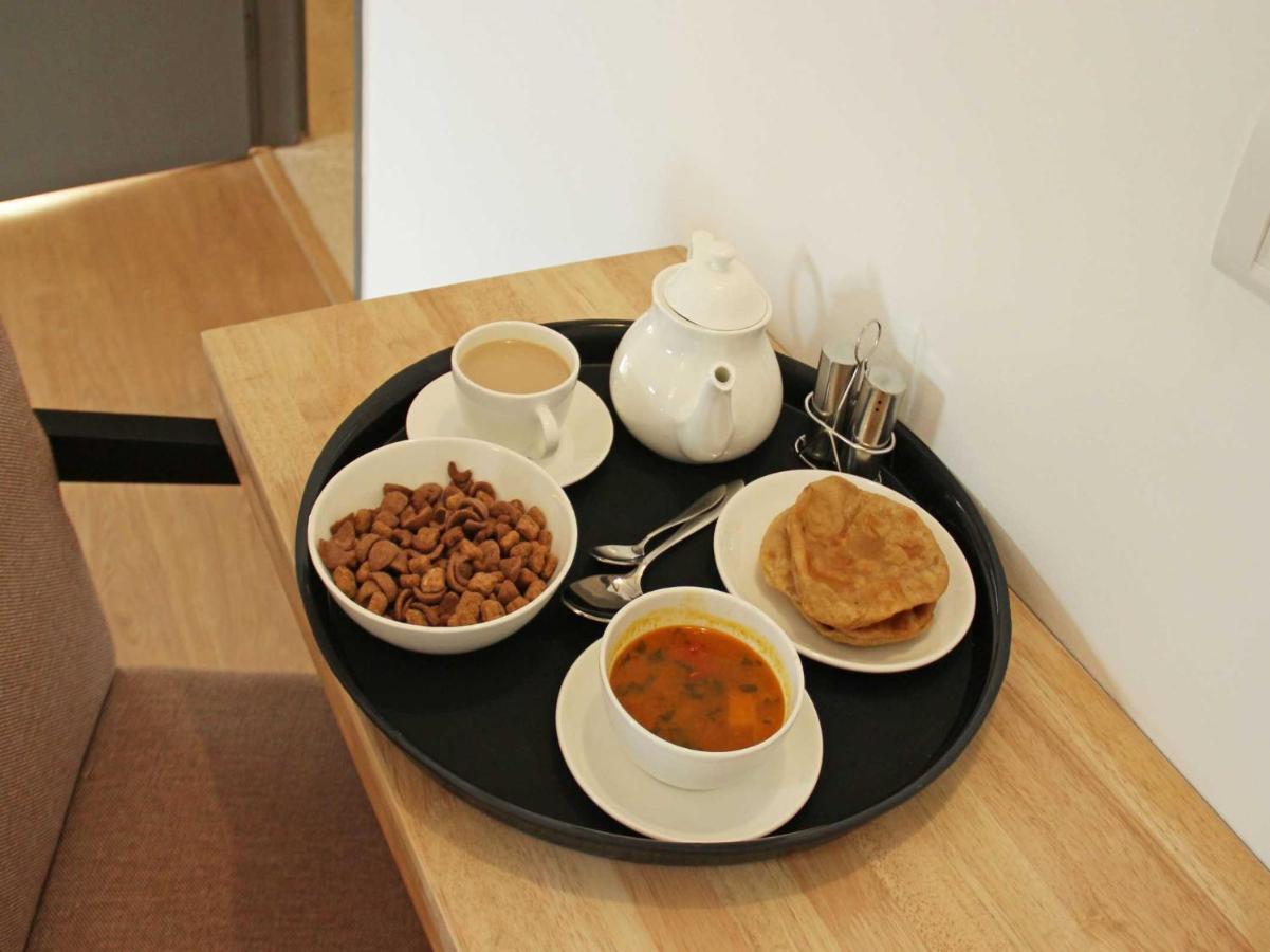 Oyo 71675 New Aishwarya Comforts Hotel Bangalore Ngoại thất bức ảnh