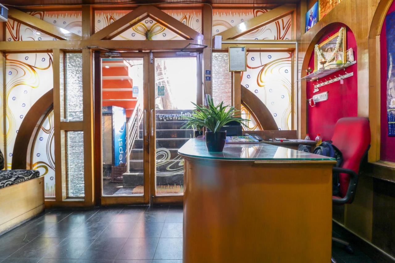 Oyo 71675 New Aishwarya Comforts Hotel Bangalore Ngoại thất bức ảnh