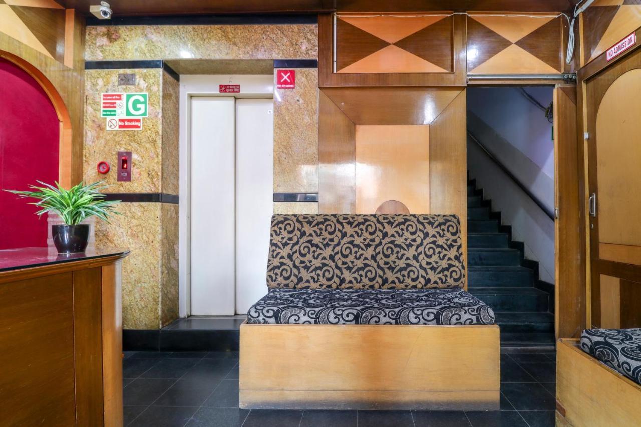 Oyo 71675 New Aishwarya Comforts Hotel Bangalore Ngoại thất bức ảnh
